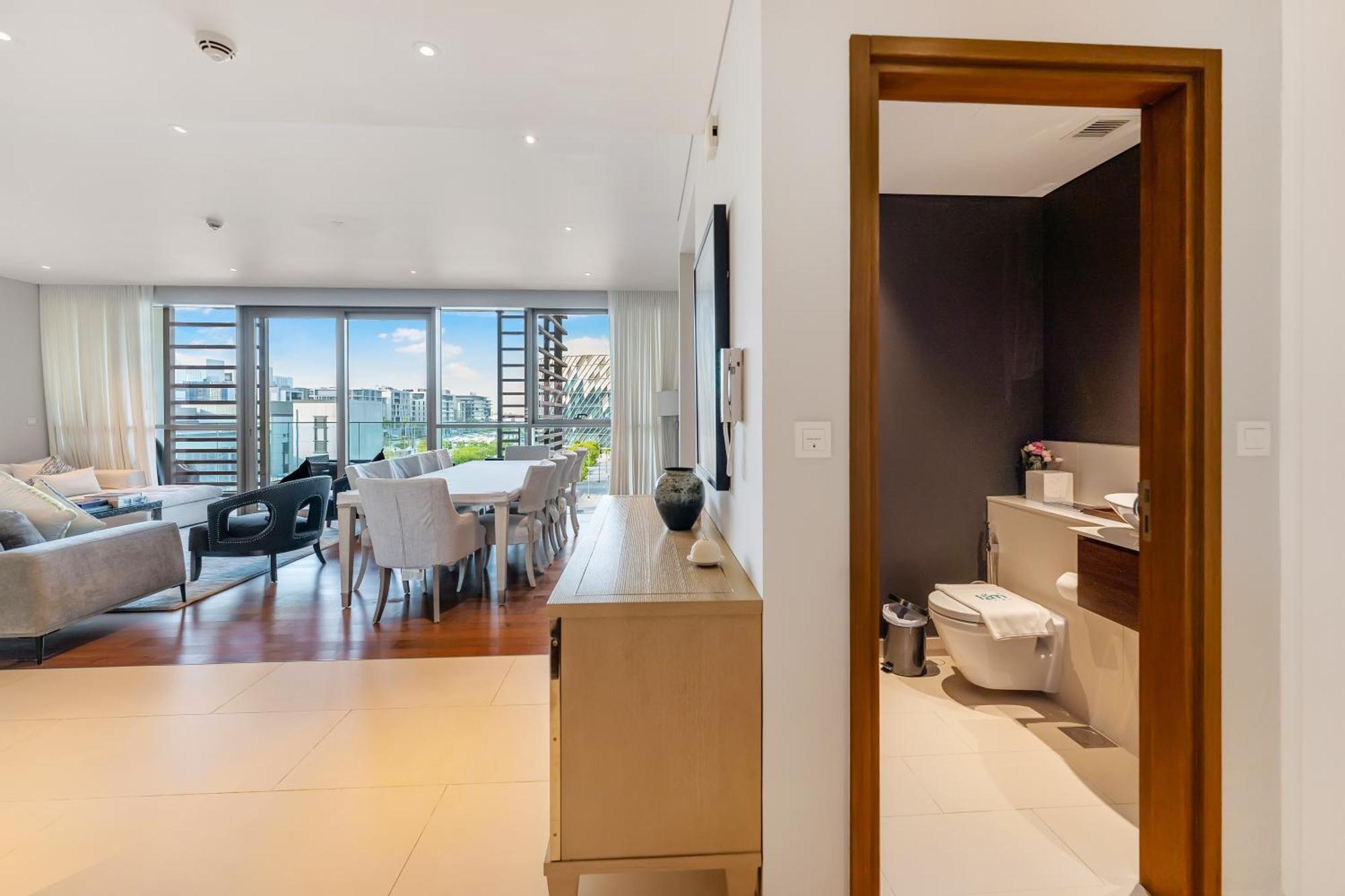 Apartment Fam Living - Walk - Opulent Living Dubai