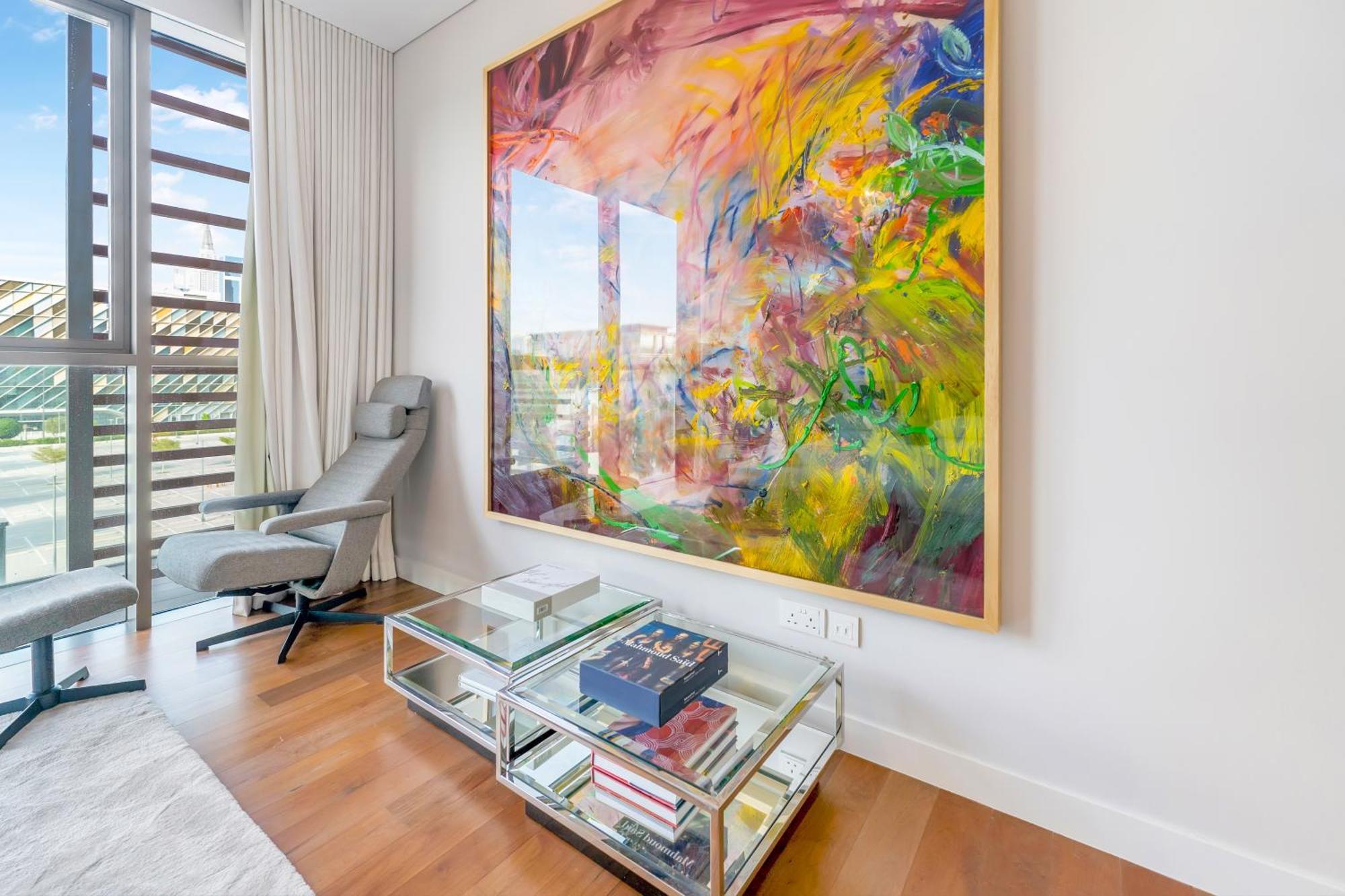 Fam Living - Walk - Opulent Living Apartment Dubai